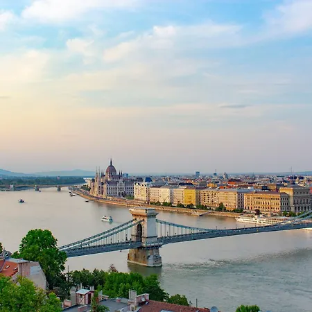 Kl31 - Urban Escape - Prime Location - Klauzal Square By Bqa Apartamento Budapest
