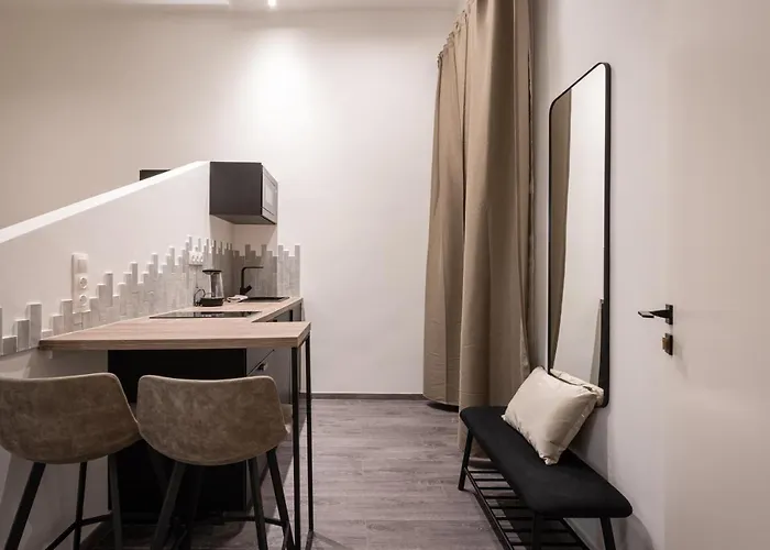 Apartment Kl31 - Urban Escape - Prime Location - Klauzal Square By Bqa *