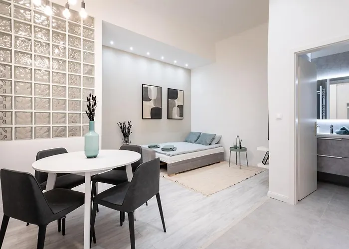 Kl31 - Urban Escape - Prime Location - Klauzal Square By Bqa Apartment