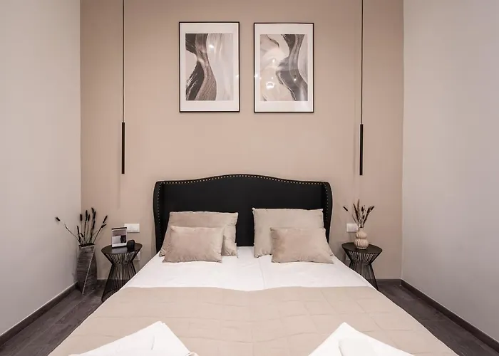 Kl31 - Urban Escape - Prime Location - Klauzal Square By Bqa *