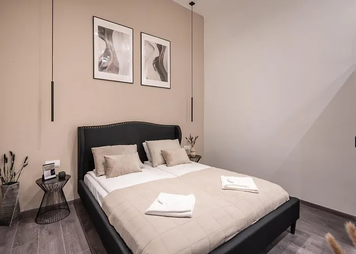 Kl31 - Urban Escape - Prime Location - Klauzal Square By Bqa Apartment