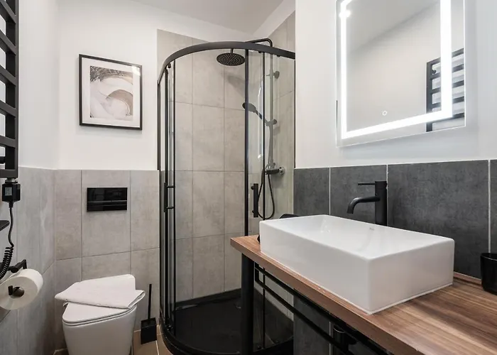 Apartment Kl31 - Urban Escape - Prime Location - Klauzal Square By Bqa Budapest