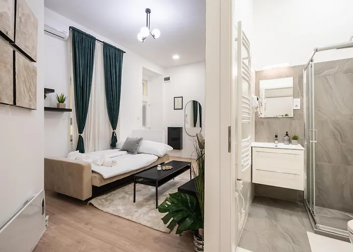 Apartment Kl31 - Urban Escape - Prime Location - Klauzal Square By Bqa
