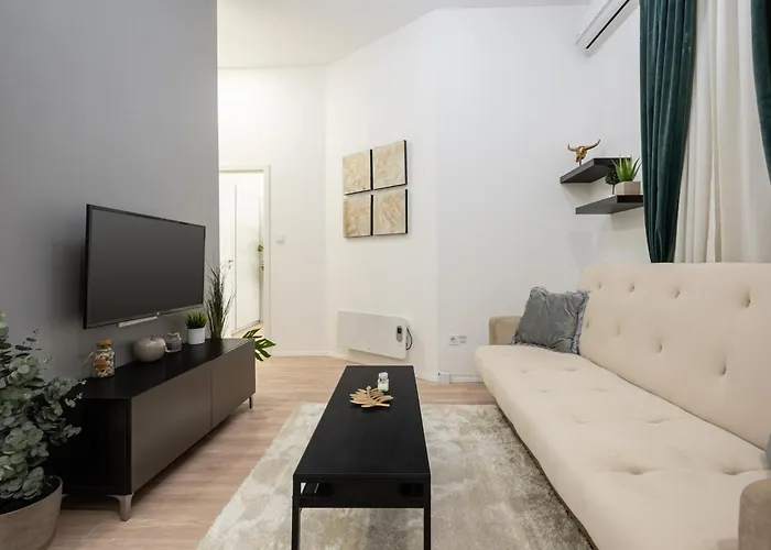 Kl31 - Urban Escape - Prime Location - Klauzal Square By Bqa Apartment *