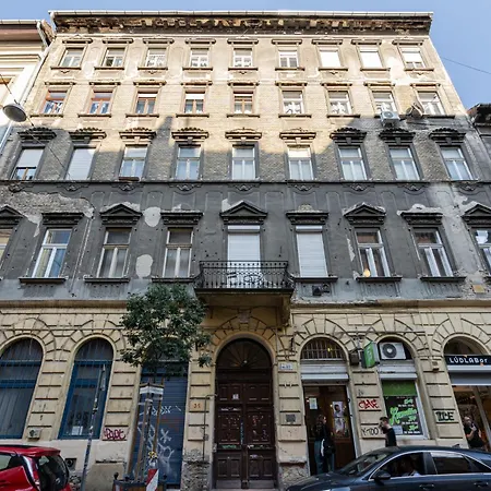 Kl31 - Urban Escape - Prime Location - Klauzal Square By Bqa Budapest