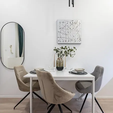 Apartment Kl31 - Urban Escape - Prime Location - Klauzal Square By Bqa