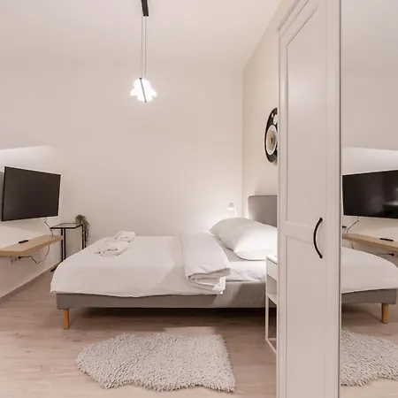 Kl31 - Urban Escape - Prime Location - Klauzal Square By Bqa Apartment