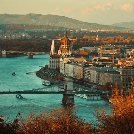 Kl31 - Urban Escape - Prime Location - Klauzal Square By Bqa *