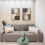 Kl31 - Urban Escape - Prime Location - Klauzal Square By Bqa