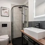 Lejlighed Kl31 - Urban Escape - Prime Location - Klauzal Square By Bqa Budapest
