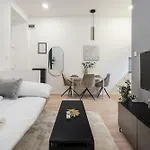 Kl31 - Urban Escape - Prime Location - Klauzal Square By Bqa * Budapest