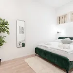 Lejlighed Kl31 - Urban Escape - Prime Location - Klauzal Square By Bqa *