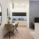 Kl31 - Urban Escape - Prime Location - Klauzal Square By Bqa Lejlighed Budapest